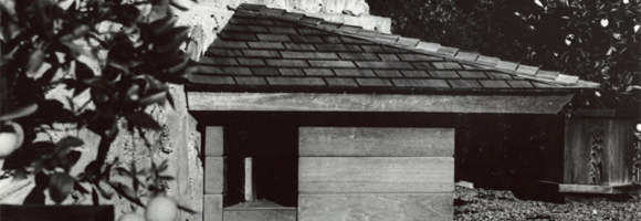 The dog house designed by Frank Lloyd Wright in the late 1950s
